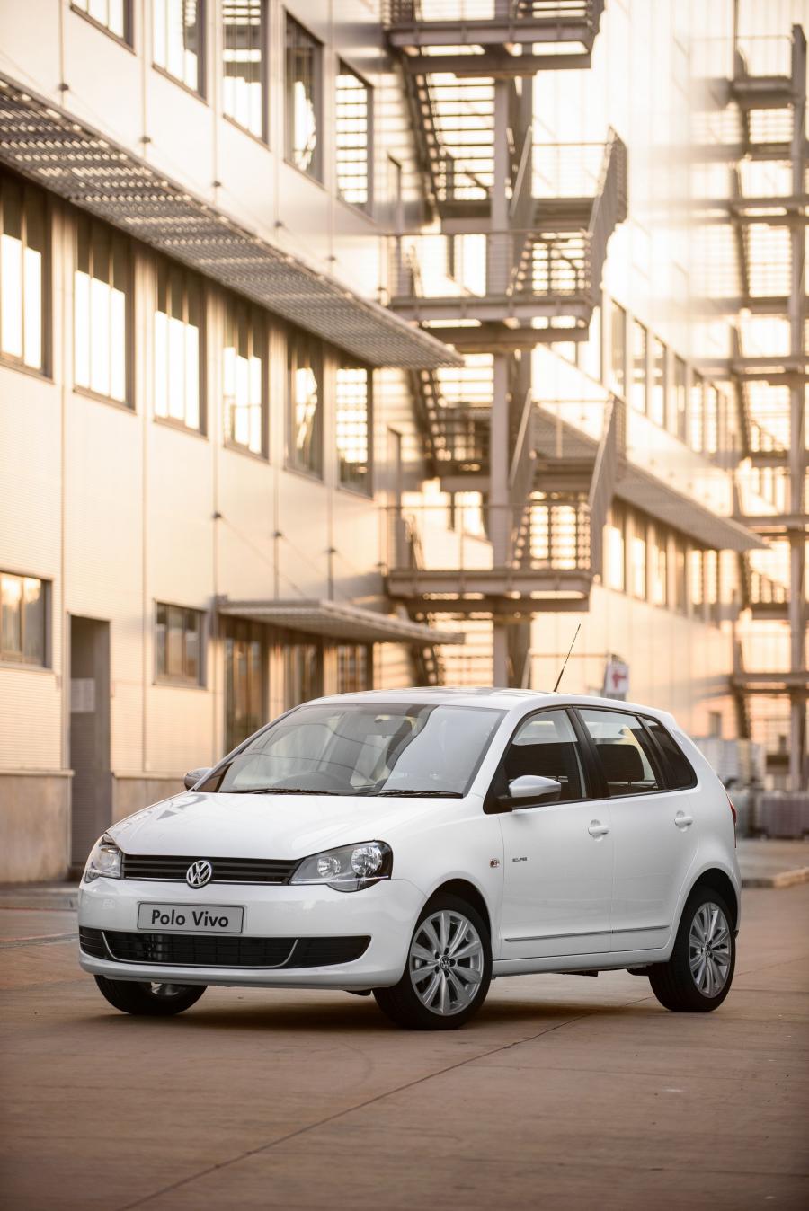  Volkswagen Polo Vivo Eclipse 2015 года  (фото 4 из 5)